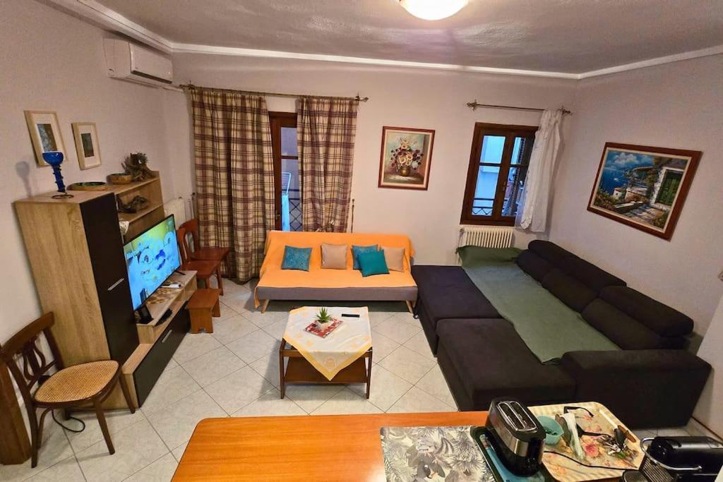 Fully Equipped And Family Friendly 200mbps * Thessaloniki