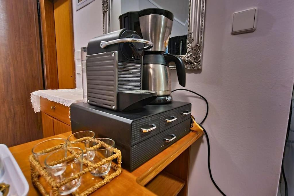 Apartment Fully Equipped And Family Friendly 200mbps Thessaloniki